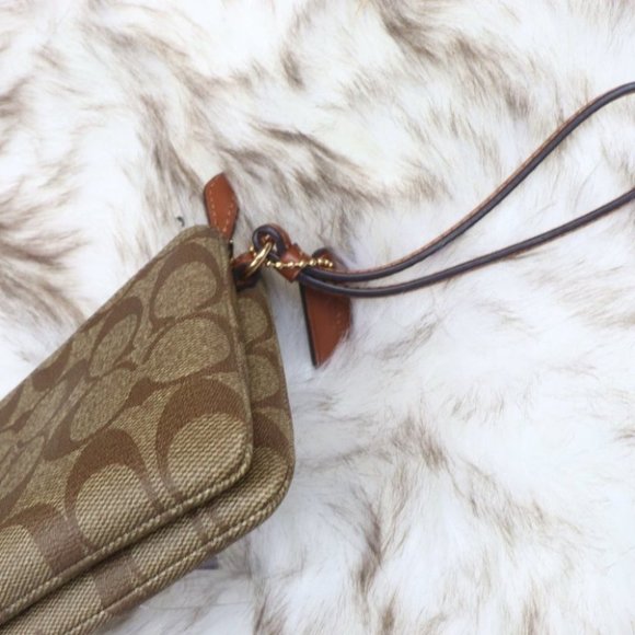 DOUBLE CORNER ZIP WRISTLET SIGNATURE CANVAS 87591 - Picture 2 of 9